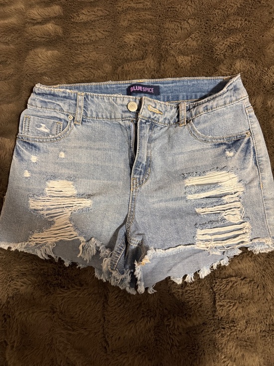 Blue Spice Pants - Blue Spice Light Wash Ripped Denim Shorts